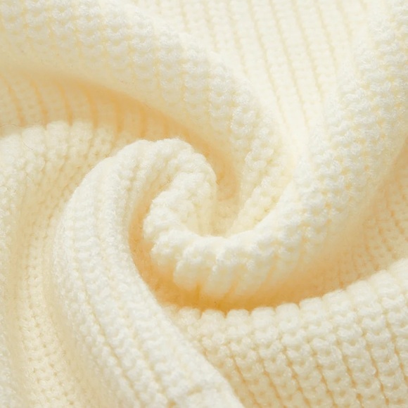 Metal Buckle Waisted Sweater Vest - Picture 2 of 4